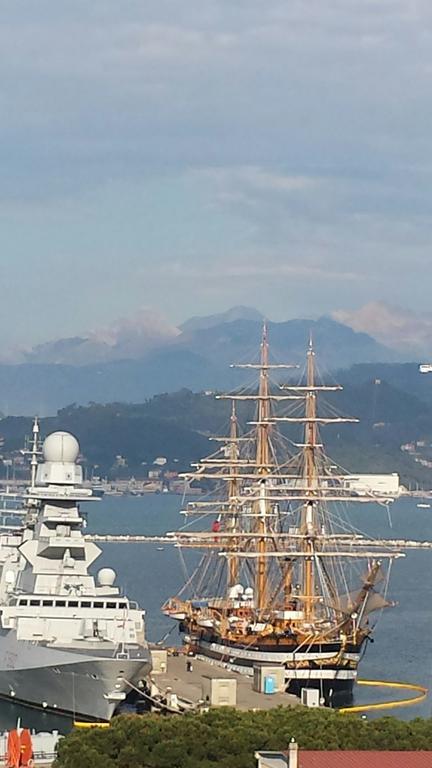 Casa Bouganville La Spezia Exteriör bild